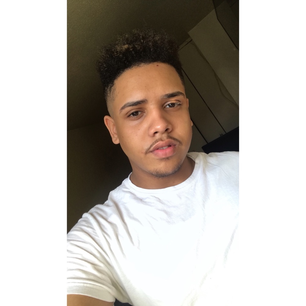 Meet your Posher, Felix